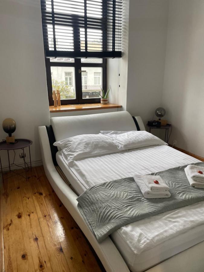 Apartament W Centrum Przy Studni 102M2 Apartment Chelm Exterior photo